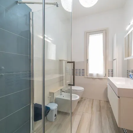 Appartement Brorent-villa Tonia 2 *