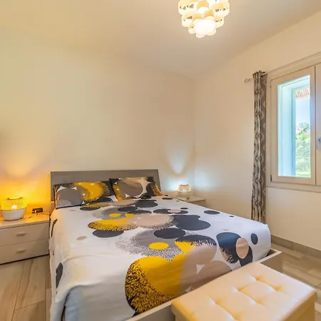 Brorent-villa Tonia 2 *